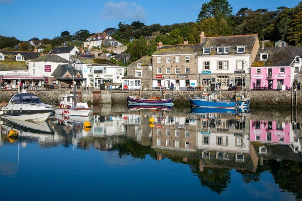 Trethvor House Ensuite Double Room With Free Parking In Quiet Residential Area Padstow Exterior photo