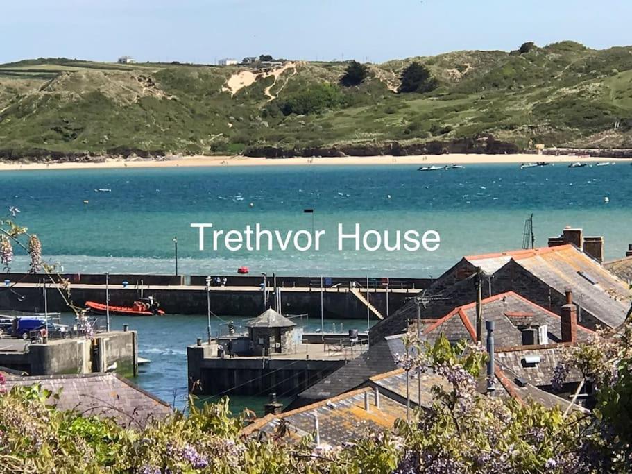 Trethvor House Ensuite Double Room With Free Parking In Quiet Residential Area Padstow Exterior photo