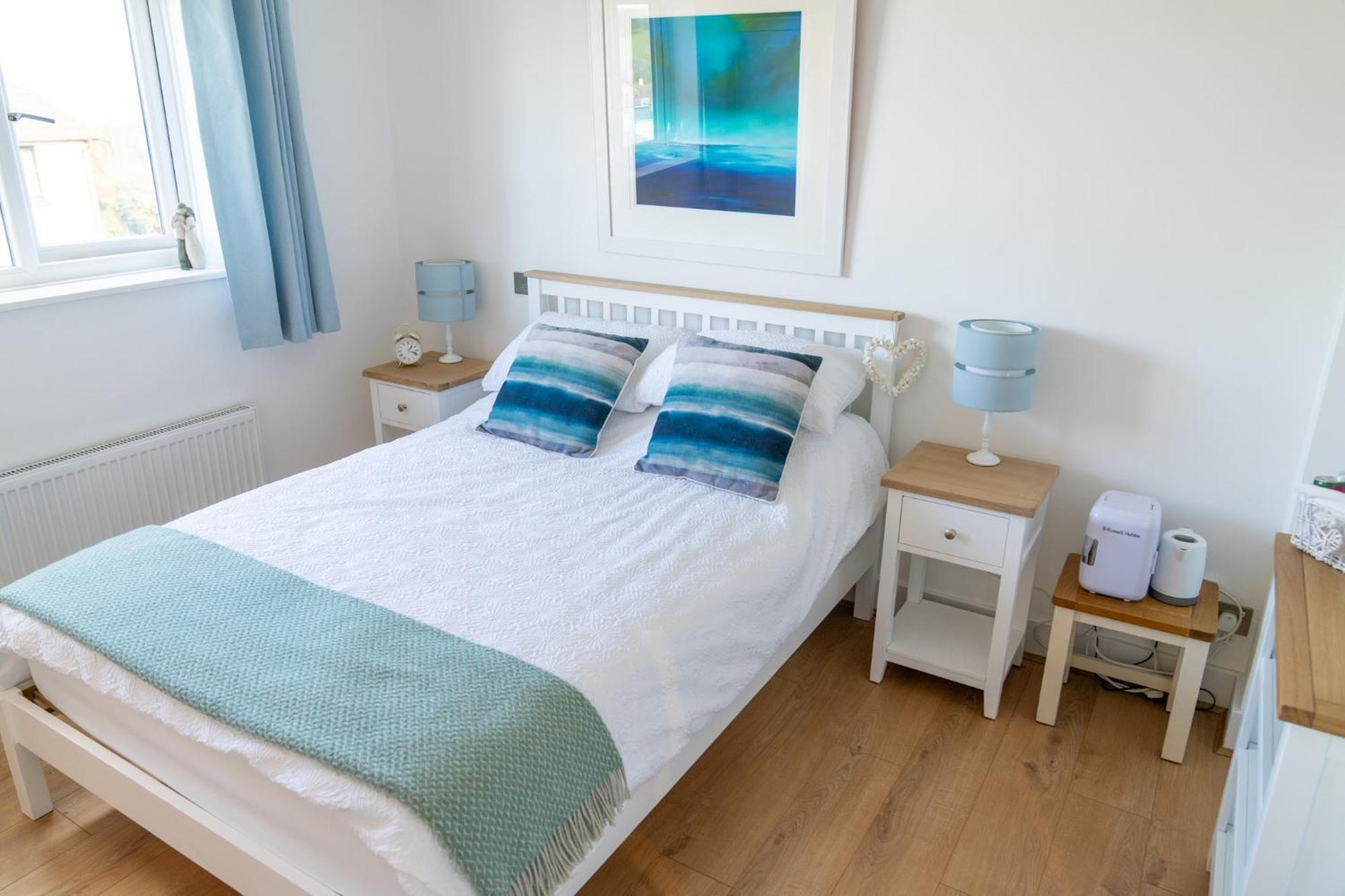 Trethvor House Ensuite Double Room With Free Parking In Quiet Residential Area Padstow Exterior photo