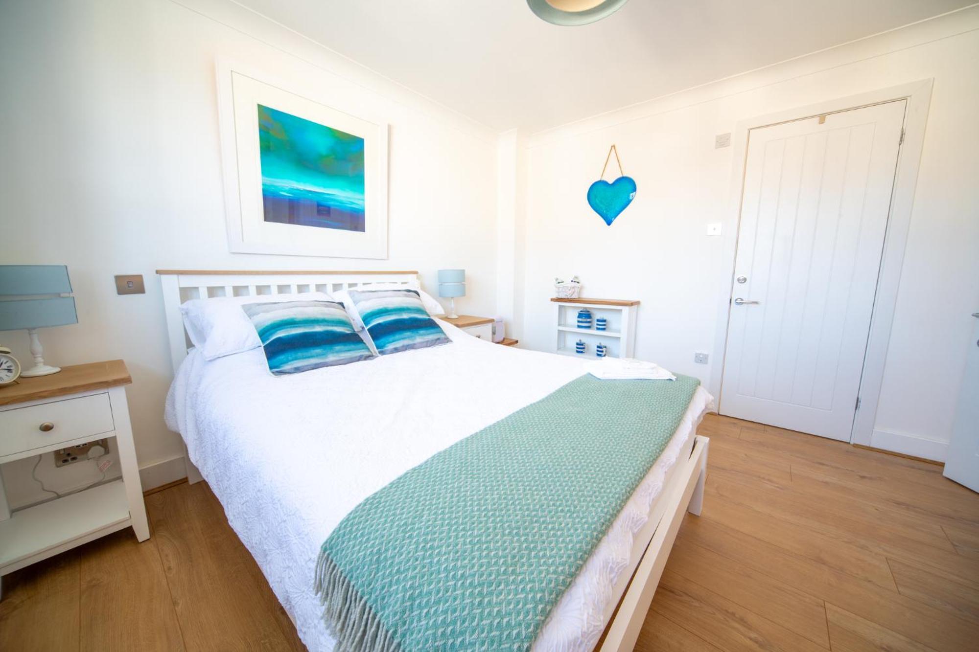 Trethvor House Ensuite Double Room With Free Parking In Quiet Residential Area Padstow Exterior photo